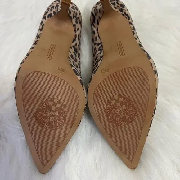 Vince Camuto Leopard High Heels Size 7 - Picture 4 of 9